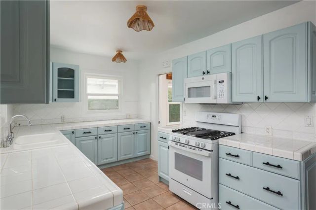 2662 Riverside Drive, Costa Mesa, CA 92627