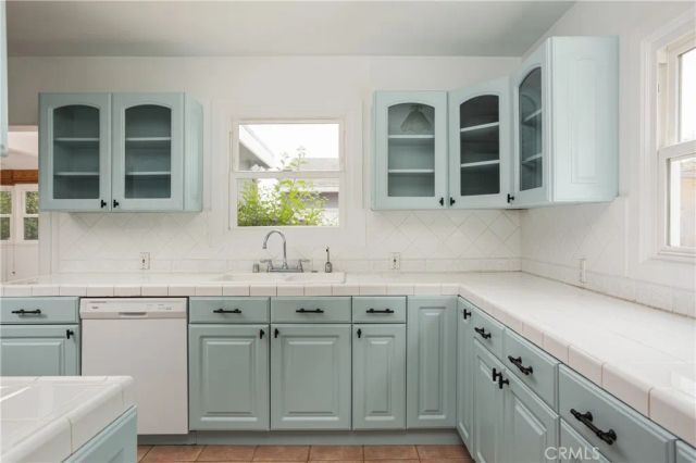 2662 Riverside Drive, Costa Mesa, CA 92627