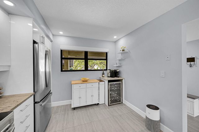 12870 Briarlake Drive 201, Palm Beach Gardens, FL 33418