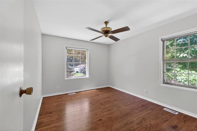 8610 E 92nd Terrace, Kansas City, MO 64138
