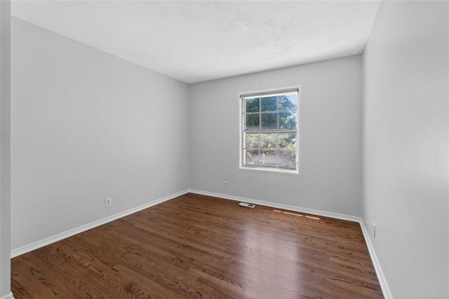 8610 E 92nd Terrace, Kansas City, MO 64138