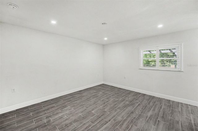 318 BATH STREET, Tarpon Springs, FL 34689