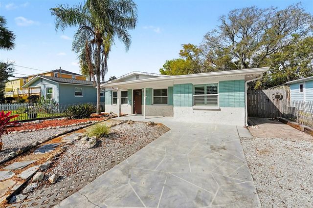 318 BATH STREET, Tarpon Springs, FL 34689