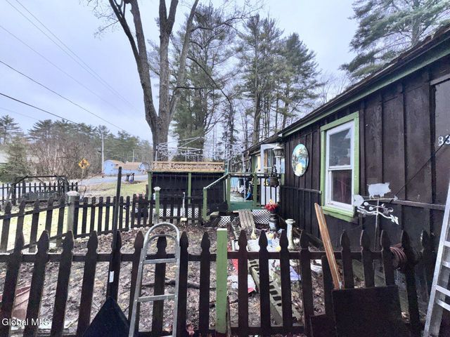 834 County Highway 110, Broadalbin, NY 12025