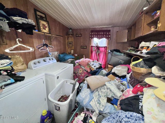 834 County Highway 110, Broadalbin, NY 12025