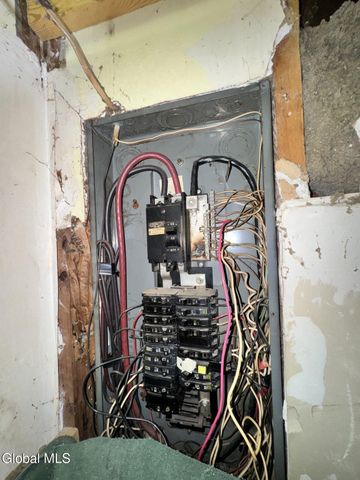 834 County Highway 110, Broadalbin, NY 12025