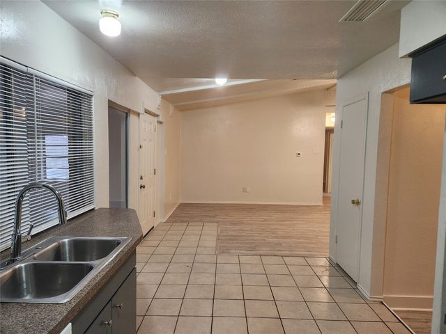 2654 Princeton Drive, Lancaster, TX 75134