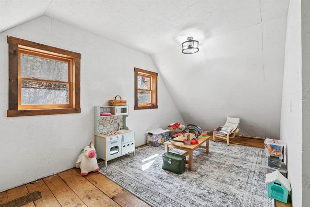 124 Clarksville Road, Tunbridge, VT 05077