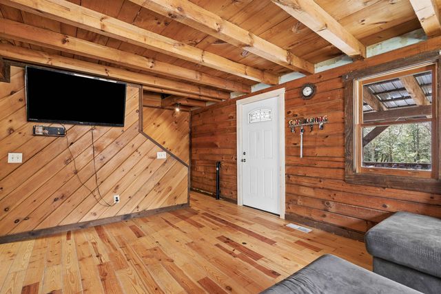 124 Clarksville Road, Tunbridge, VT 05077