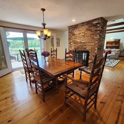 143 Abbey Gate Rd, Barnstable, MA 02635