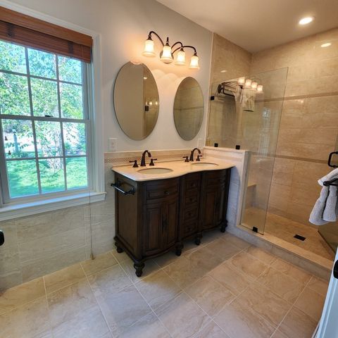 143 Abbey Gate Rd, Barnstable, MA 02635