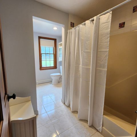 143 Abbey Gate Rd, Barnstable, MA 02635