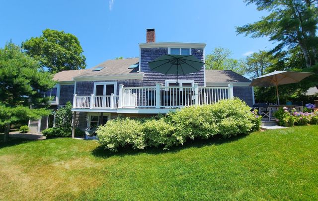 143 Abbey Gate Rd, Barnstable, MA 02635