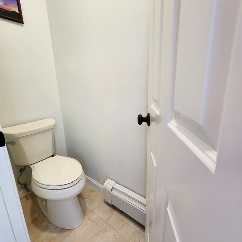 143 Abbey Gate Rd, Barnstable, MA 02635