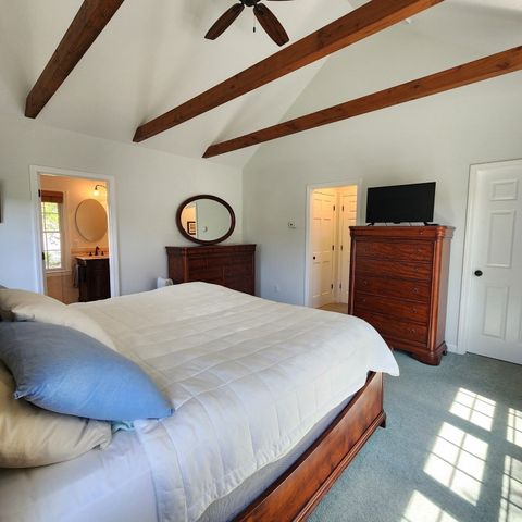 143 Abbey Gate Rd, Barnstable, MA 02635