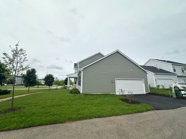 983 Celebration Drive, Aurora, IL 60504