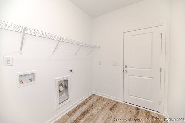 4531 Bunkers Bay Lane, Hope Mills, NC 28371