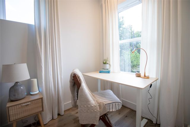 3824 Fulton Street 102, Houston, TX 77009