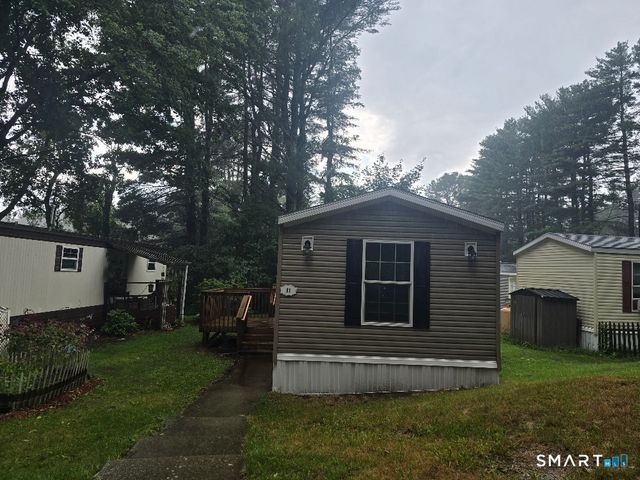 11 R And R Park, Killingly, CT 06241