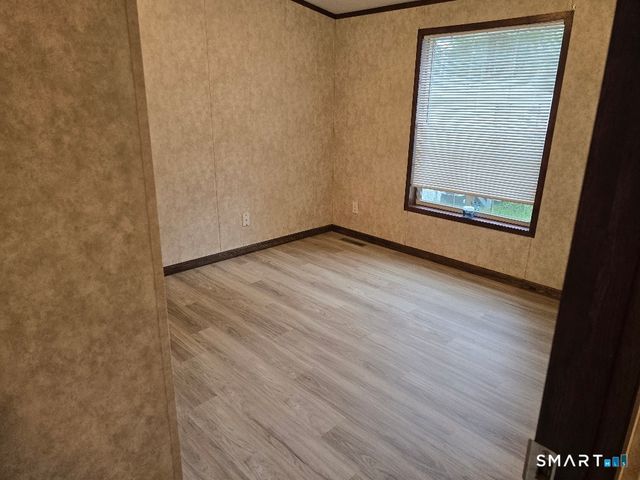 11 R And R Park, Killingly, CT 06241