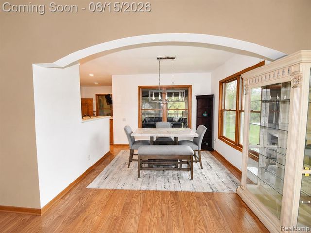 12390 Country Creek Drive, Goodrich, MI 48438