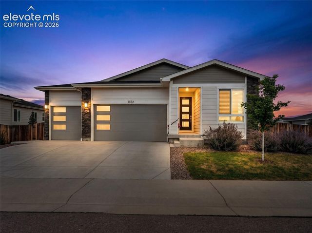 1592 Maggie Mae Lane, Castle Rock, CO 80104