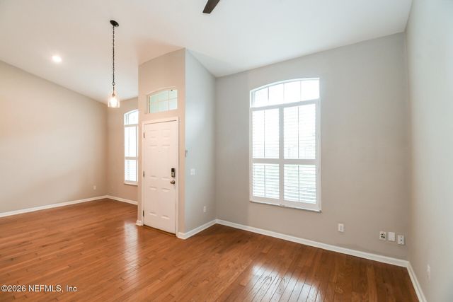 4234 EMERALD BAY Drive, Jacksonville, FL 32277