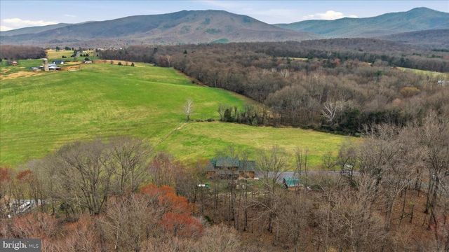 459 SPRINGFIELD ESTATES DR, Rileyville, VA 22650