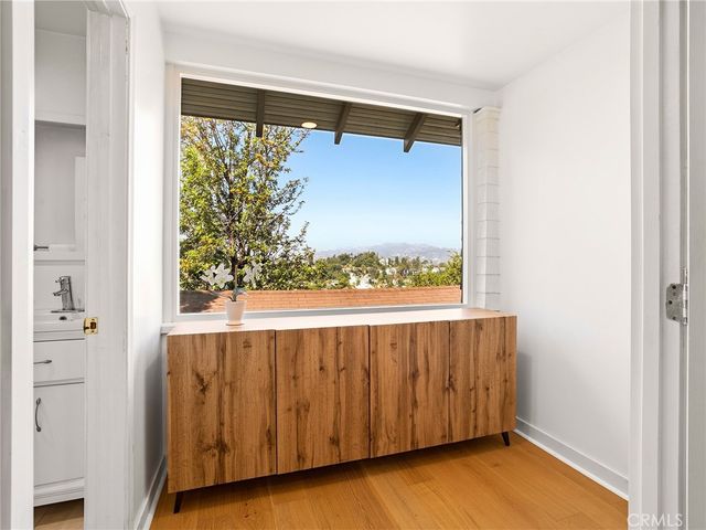 1825 Altivo Way, Echo Park, CA 90026