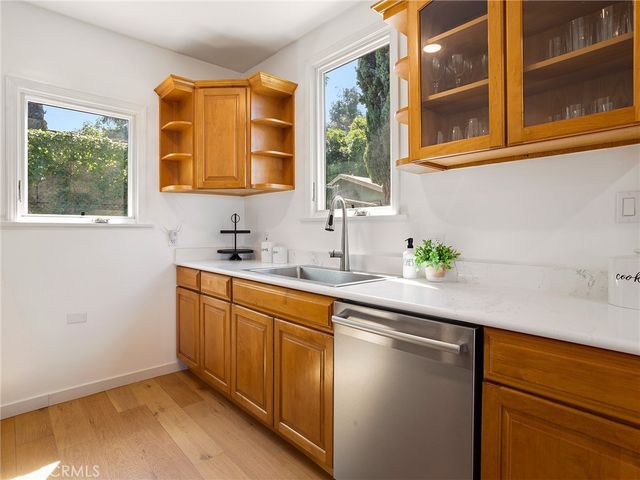 1825 Altivo Way, Echo Park, CA 90026