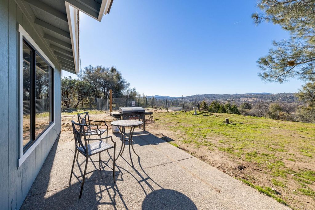 Image 39 of property listing at 33030 Road 233, North Fork, CA 93643