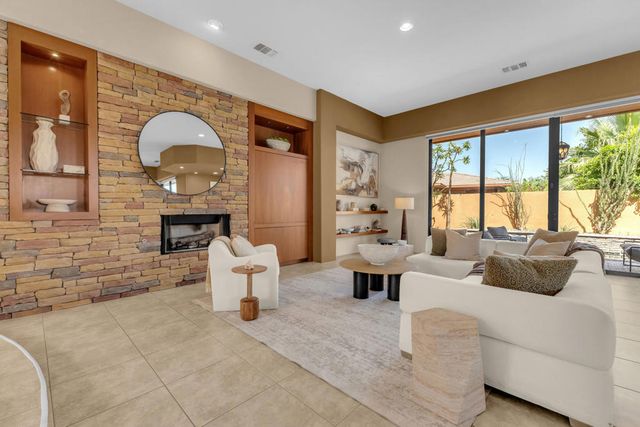 50050 Camino Privado, La Quinta, CA 92253