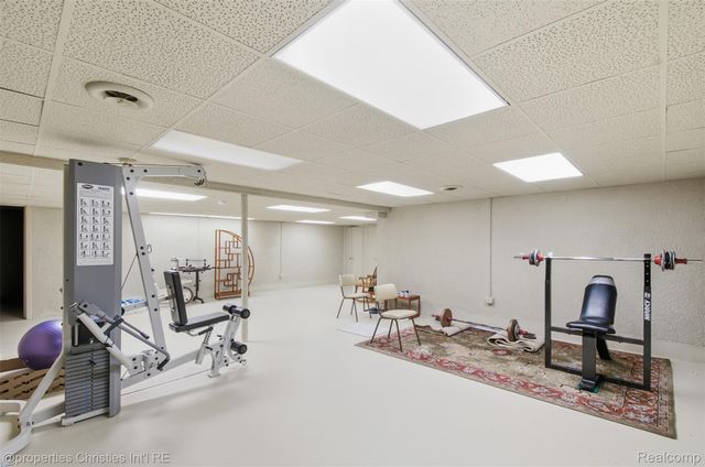 25235 Canterbury Road, Franklin Village, MI 48025