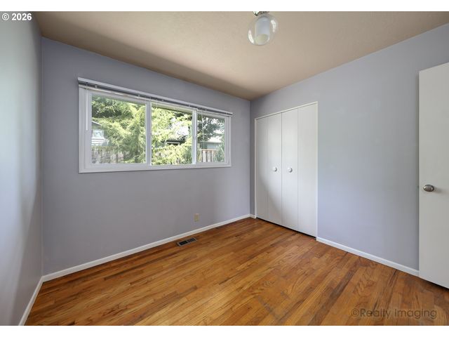5320 Sw CHERRY Ave, Beaverton, OR 97005