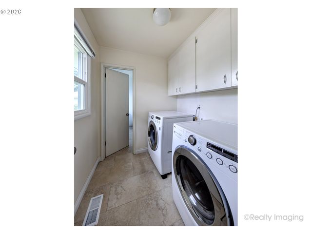 5320 Sw CHERRY Ave, Beaverton, OR 97005