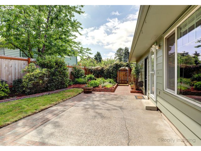 5320 Sw CHERRY Ave, Beaverton, OR 97005