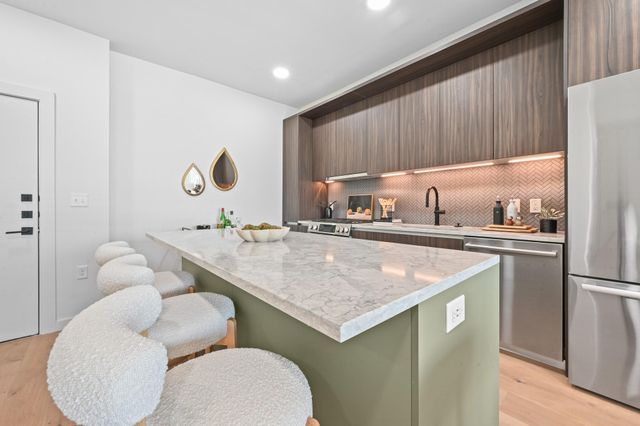 2209 S 1st ST 209, Austin, TX 78704