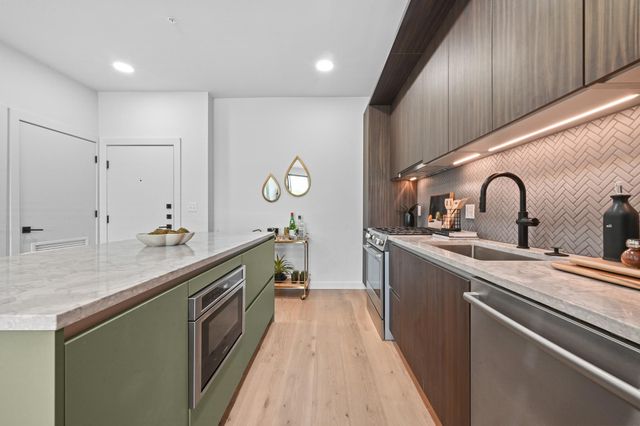 2209 S 1st ST 209, Austin, TX 78704