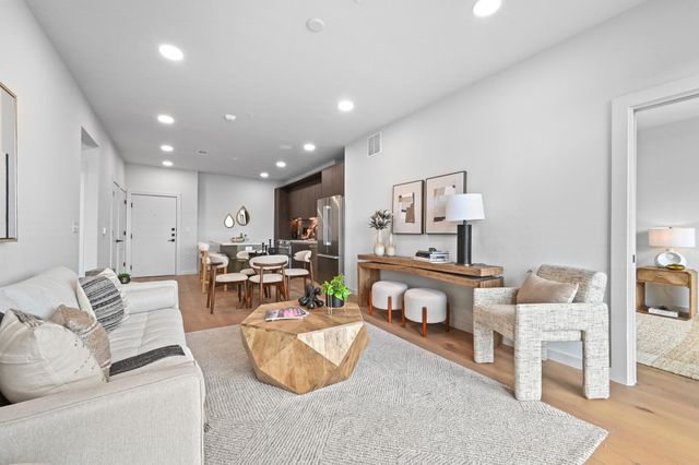2209 S 1st ST 209, Austin, TX 78704