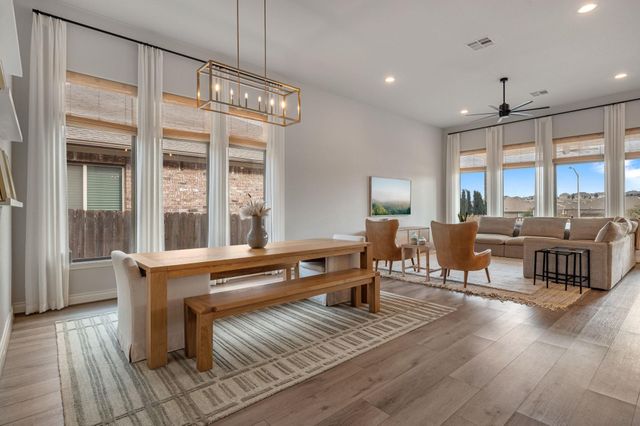 924 Hornsby HOLW, Leander, TX 78641