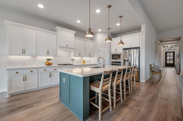 924 Hornsby HOLW, Leander, TX 78641