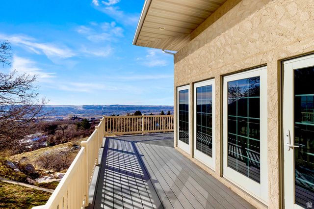 2921 E MELANIE LN, Ogden, UT 84403