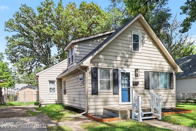 317 E Madge Avenue, Hazel Park, MI 48030