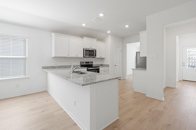 136 Paria CT, Jarrell, TX 76537