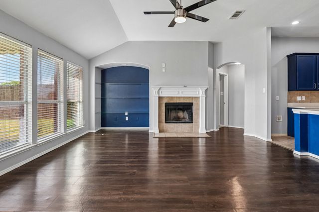 7905 Decoy Drive, Arlington, TX 76002