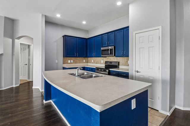 7905 Decoy Drive, Arlington, TX 76002