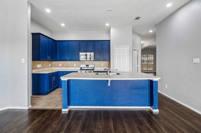 7905 Decoy Drive, Arlington, TX 76002