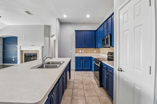 7905 Decoy Drive, Arlington, TX 76002