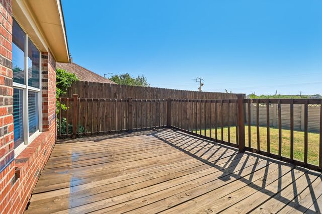 7905 Decoy Drive, Arlington, TX 76002