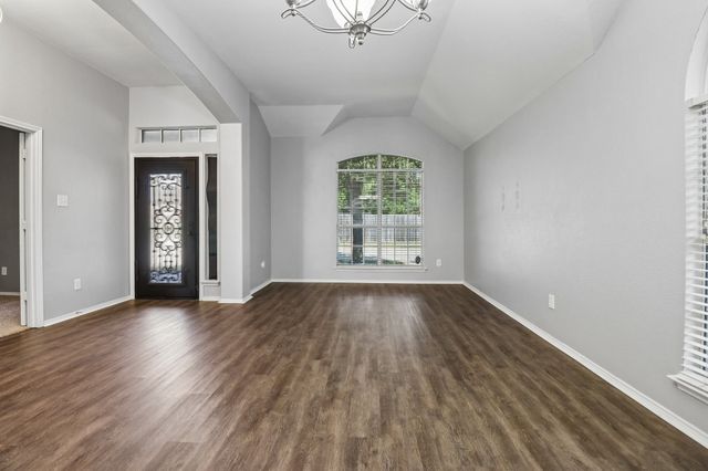 7905 Decoy Drive, Arlington, TX 76002